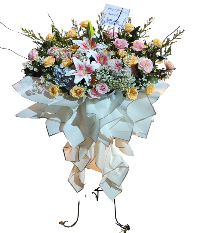 Standing Flower Pastel Garden